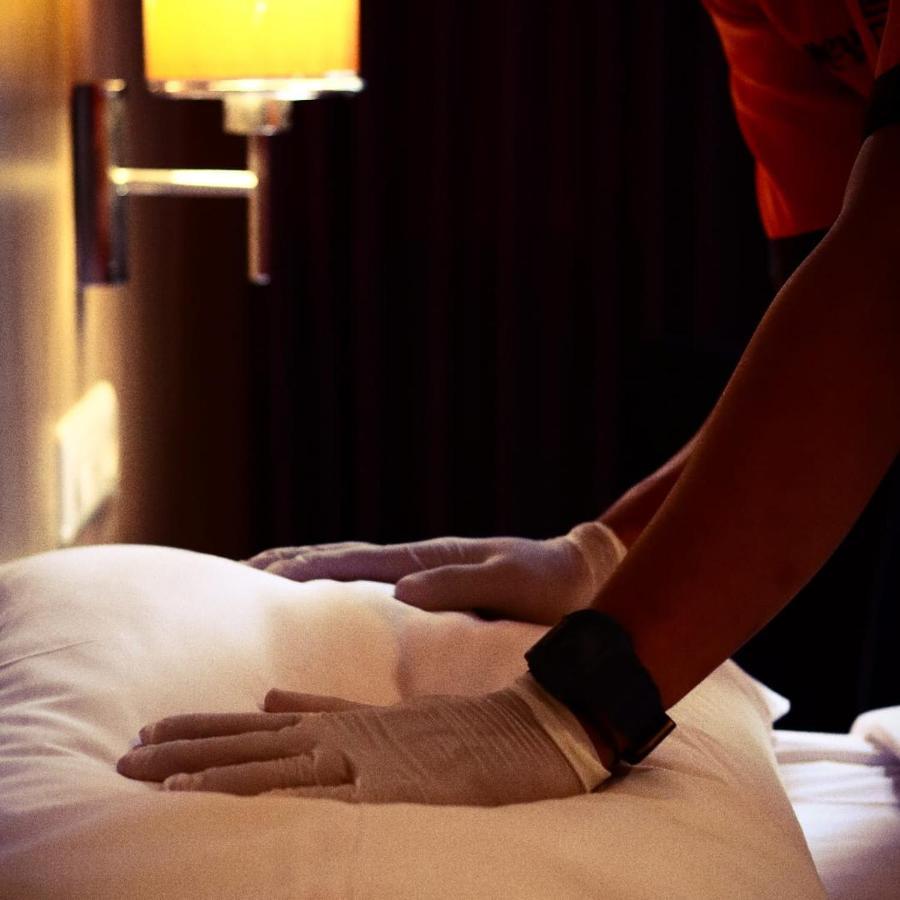 News Hotel Waru Sidoarjo Екстериор снимка