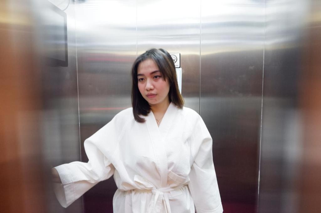 News Hotel Waru Sidoarjo Екстериор снимка